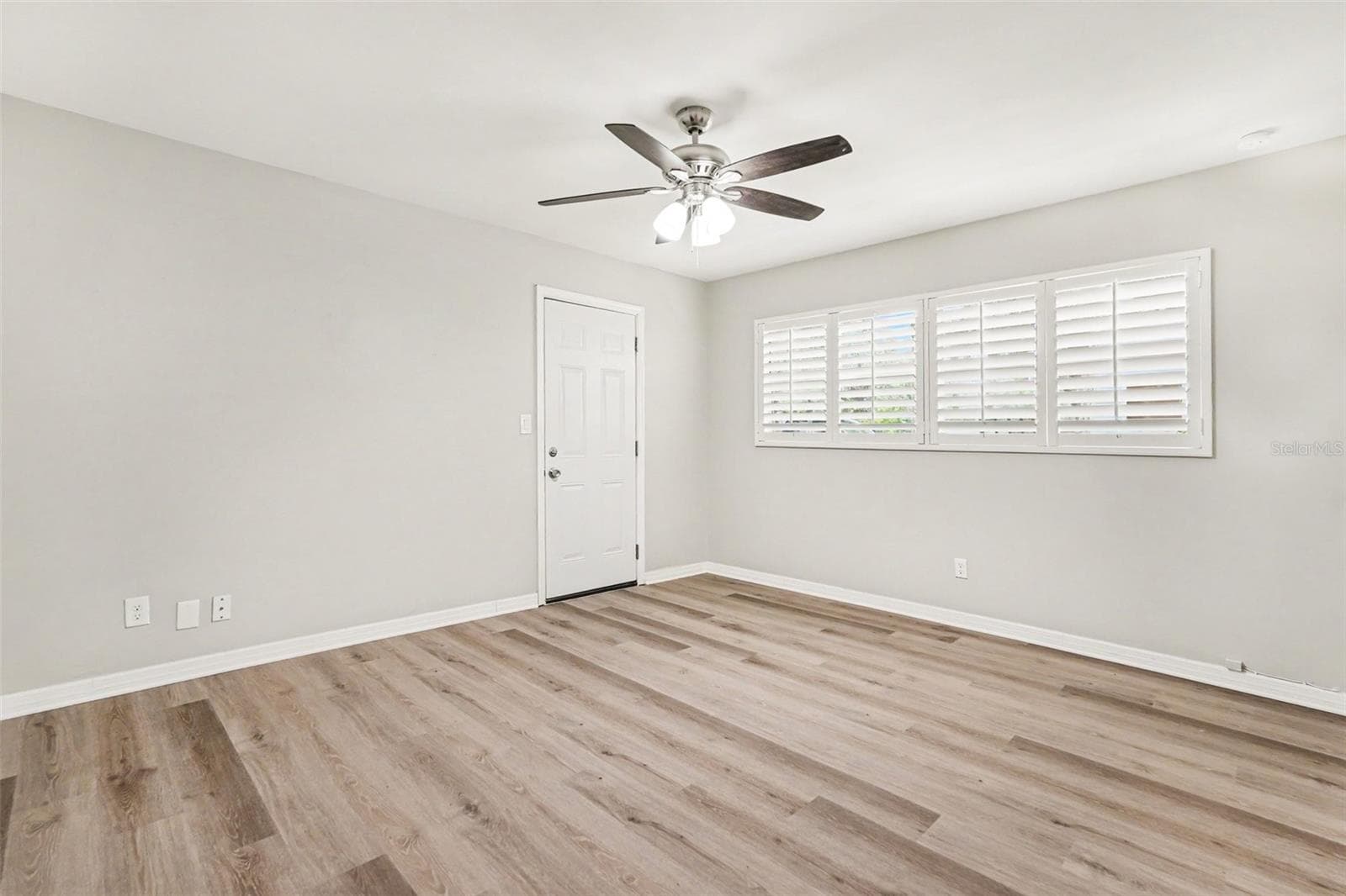Single Family Residence at 714 COULTER PL, BRANDON, photo 17 of 22
