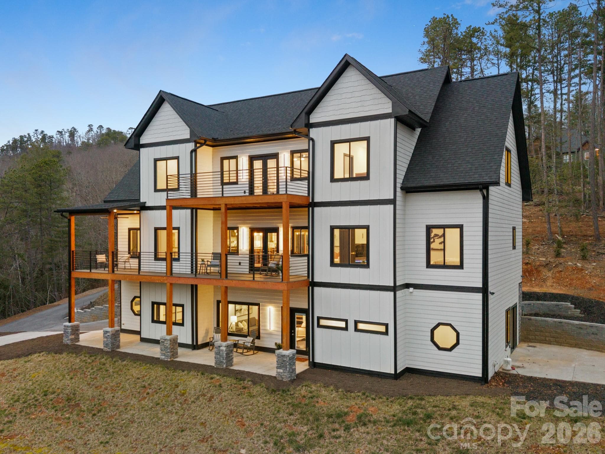 Single Family Residence at 74 Jeranna Road, Mills River, photo 10 of 51