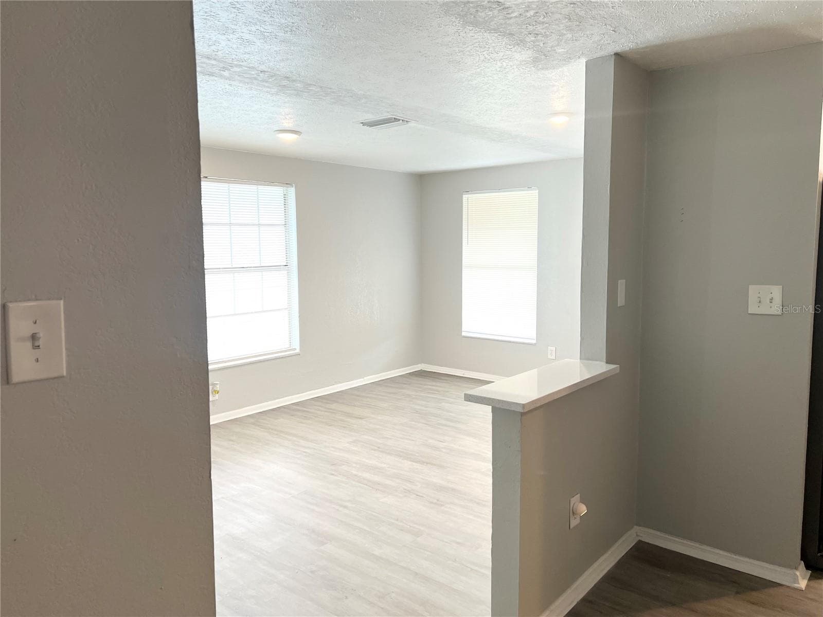 Single Family Residence at 4220 E POWHATAN AVE, TAMPA, photo 5 of 29
