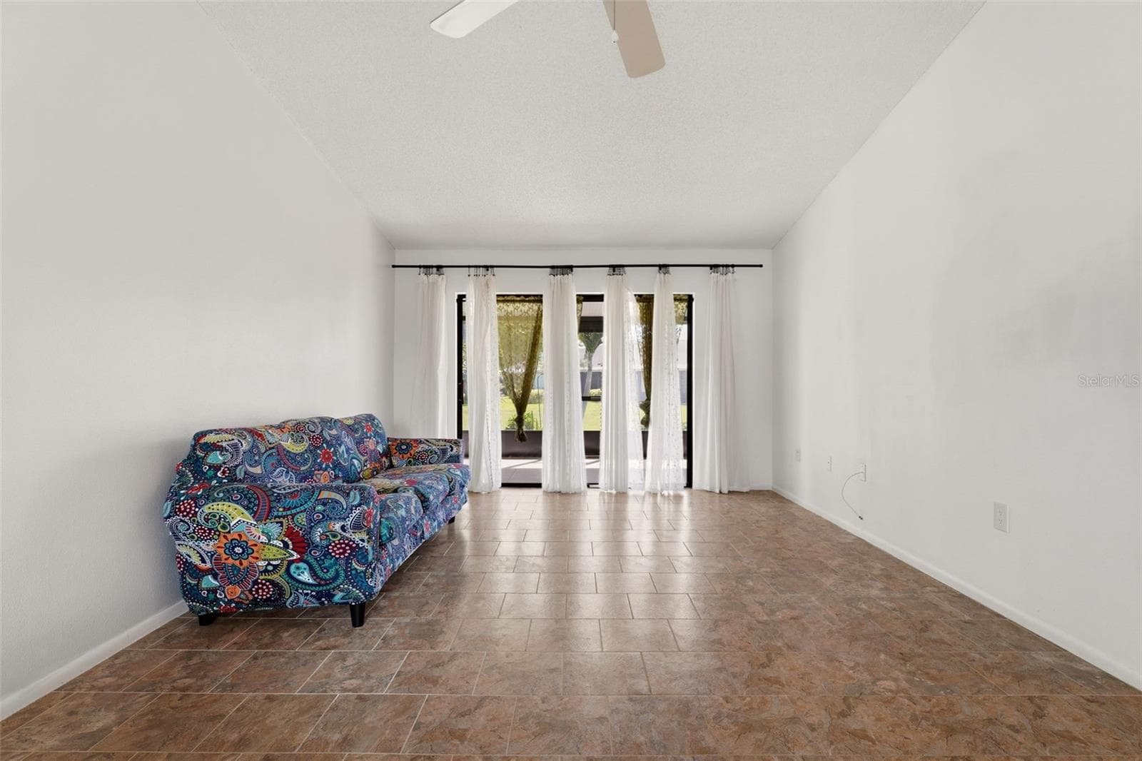 Condominium at 6132 29TH AVE W #6132, BRADENTON, photo 9 of 26