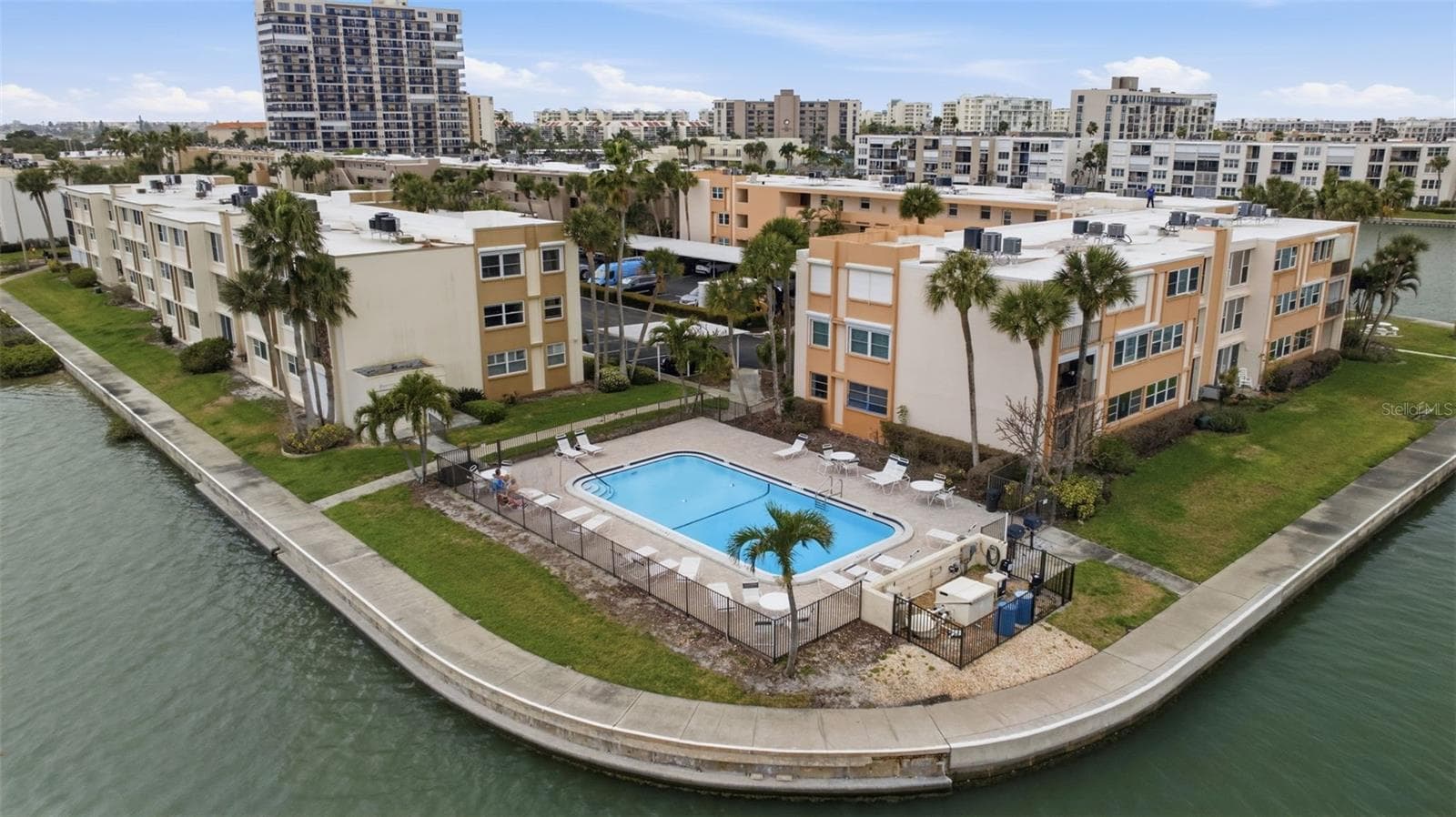Condominium at 7465 BAY ISLAND DR S #112, SOUTH PASADENA, photo 38 of 55