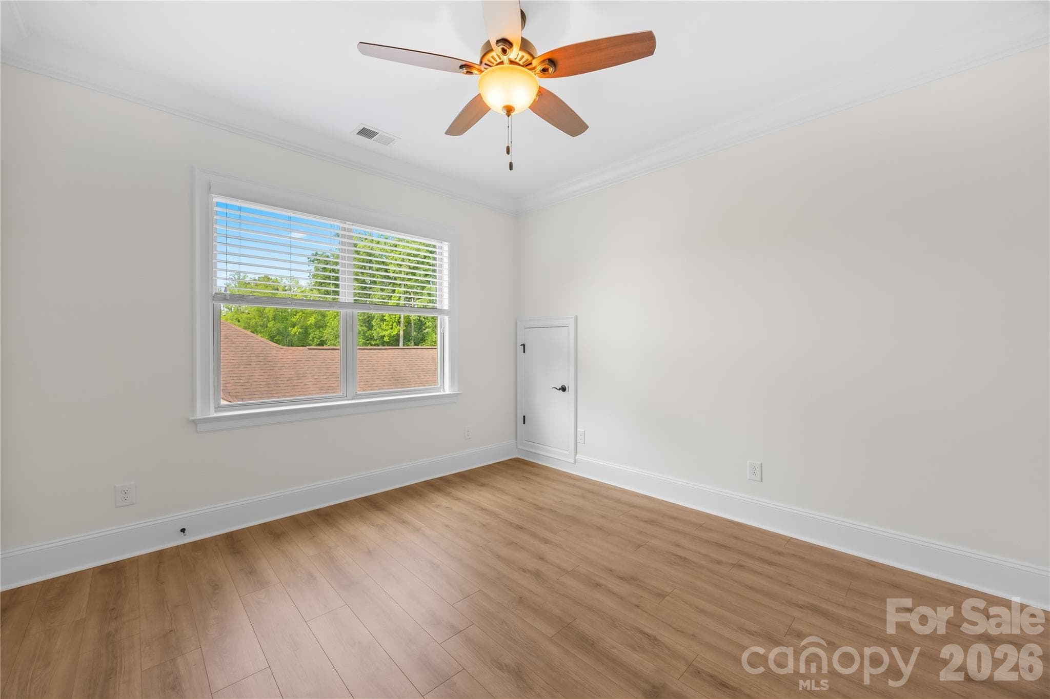 Single Family Residence at 124 Chimney Rock Court, Denver, photo 26 of 47