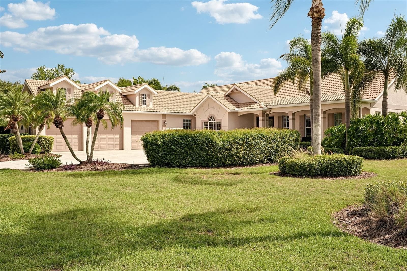 Single Family Residence at 6615 BUTLERS CREST DR, BRADENTON, photo 44 of 57