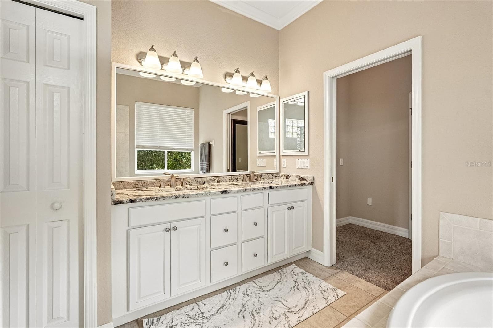 Single Family Residence at 6615 BUTLERS CREST DR, BRADENTON, photo 21 of 57