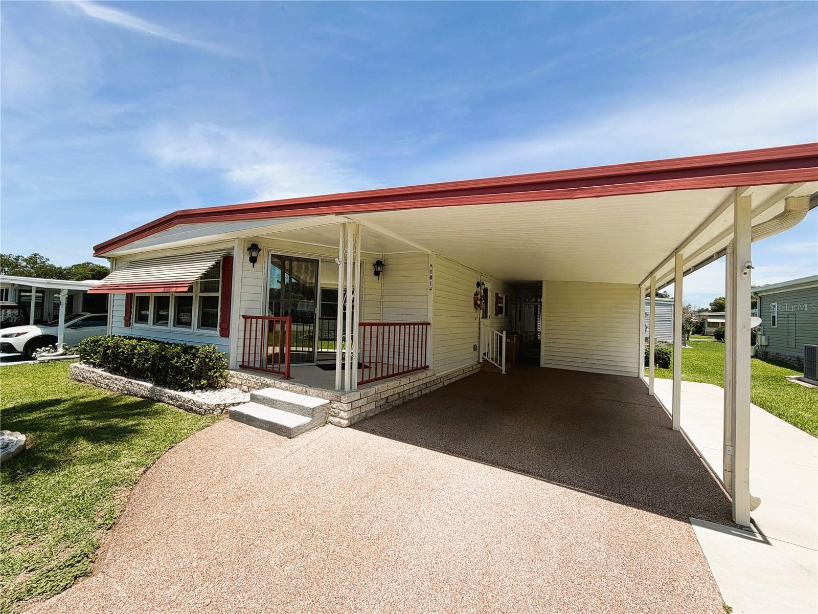 Mobile Home at 101 MARIGOLD ST, LEESBURG, photo 4 of 58