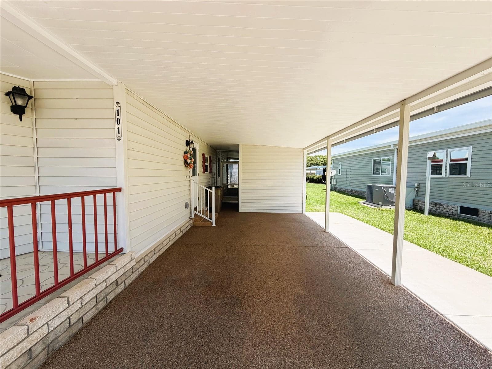 Mobile Home at 101 MARIGOLD ST, LEESBURG, photo 6 of 58