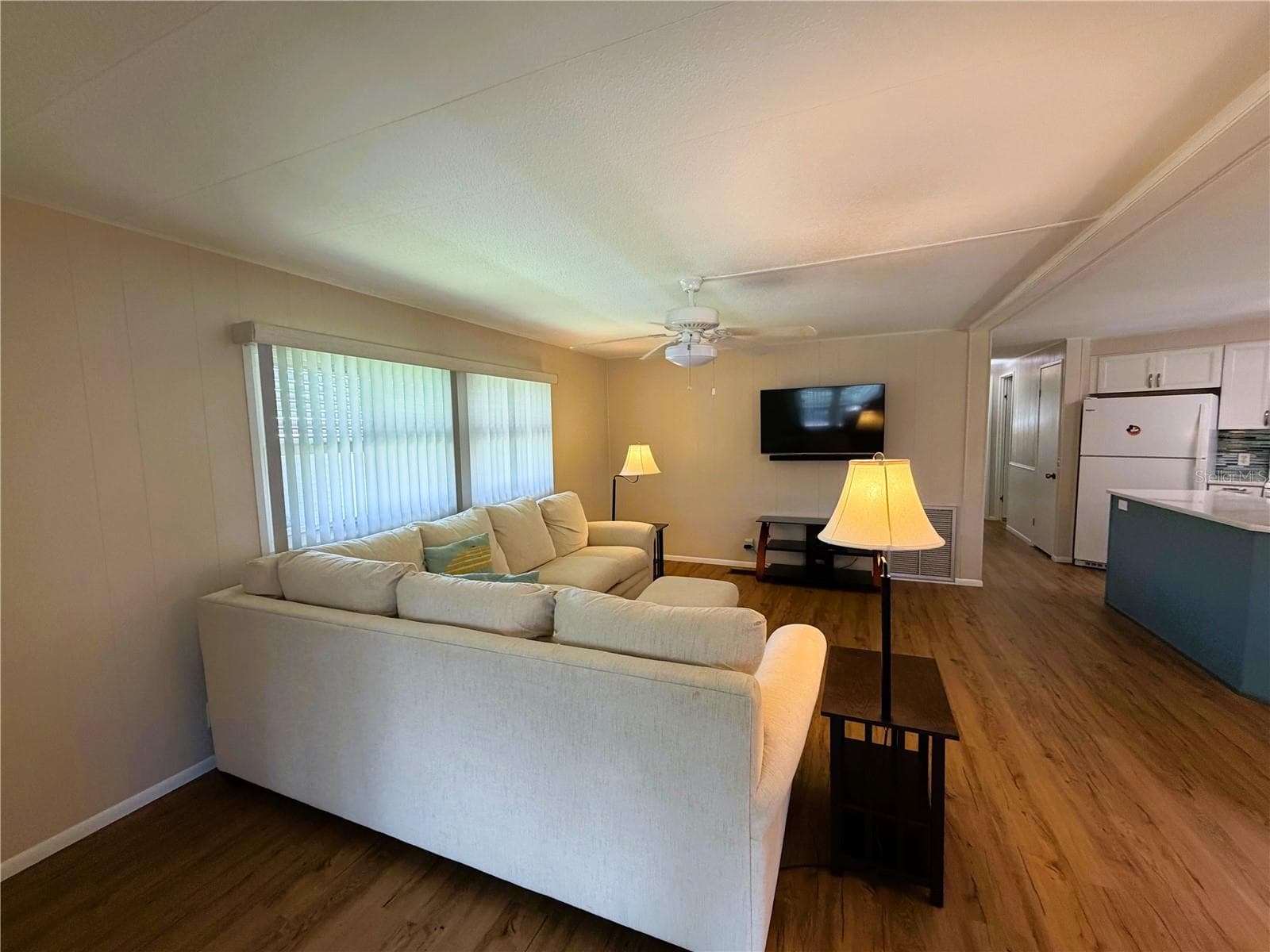 Mobile Home at 101 MARIGOLD ST, LEESBURG, photo 19 of 58