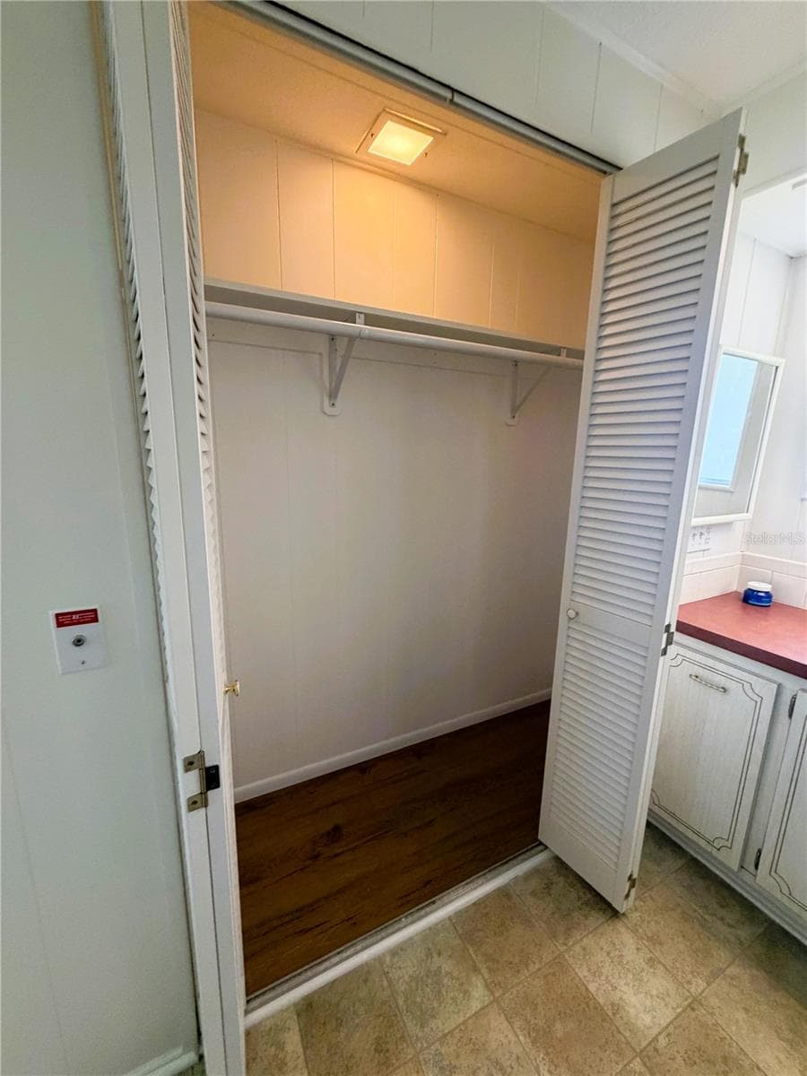Mobile Home at 101 MARIGOLD ST, LEESBURG, photo 45 of 58