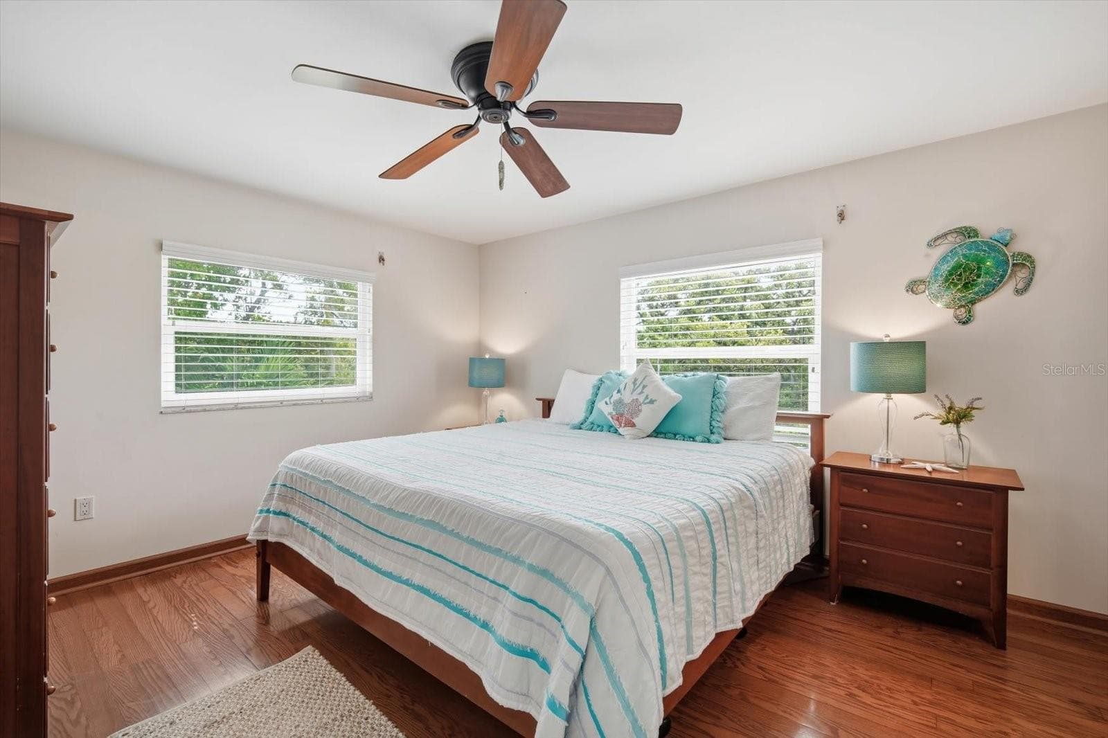 Single Family Residence at 2811 AVENUE C, HOLMES BEACH, photo 14 of 55