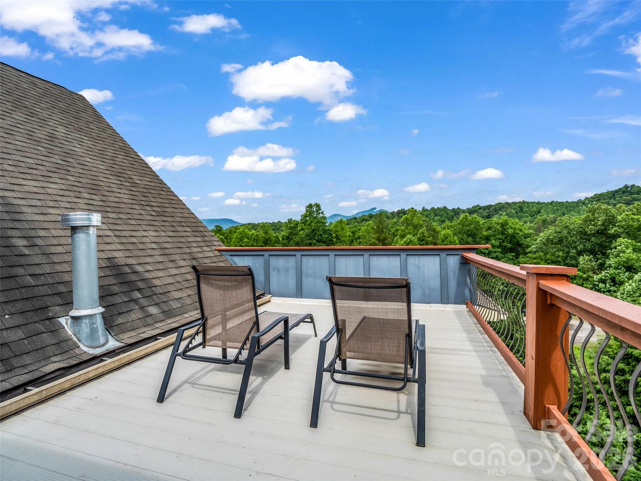 Single Family Residence at 334 Willow Top Lane, Lake Lure, photo 32 of 48