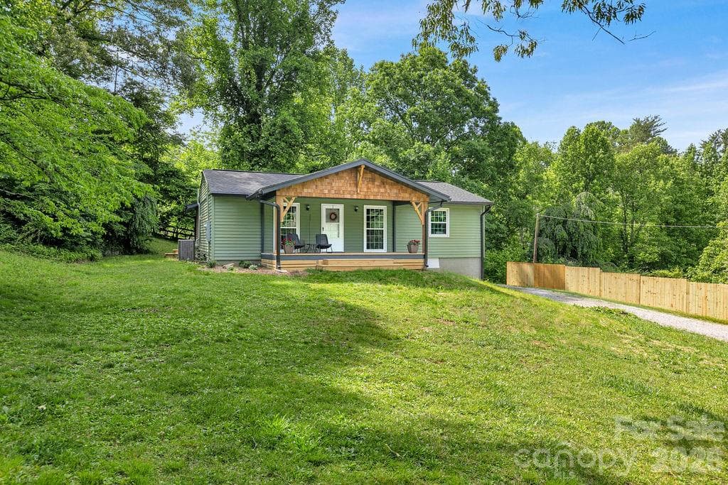 Single Family Residence at Brevard, photo 2 of 29