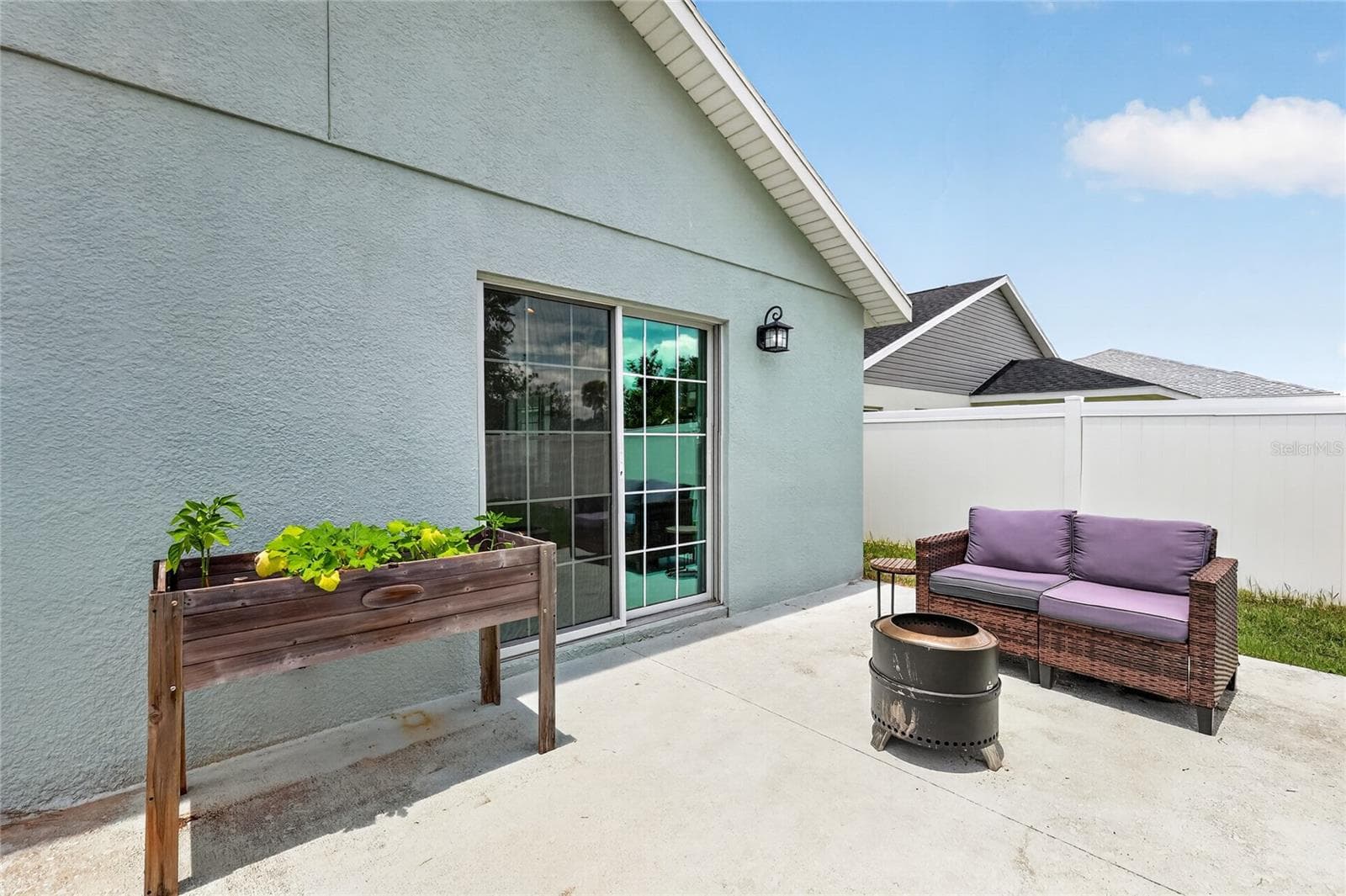 Rear Patio - 12591 NE 49TH DR, OXFORD