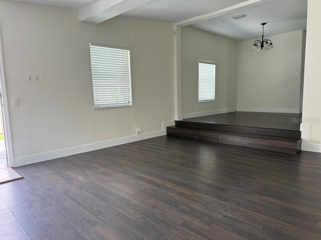 Single Family Residence at 1512 W KIRBY ST, TAMPA, photo 7 of 26