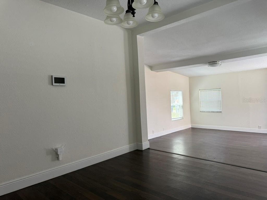 Single Family Residence at 1512 W KIRBY ST, TAMPA, photo 8 of 26
