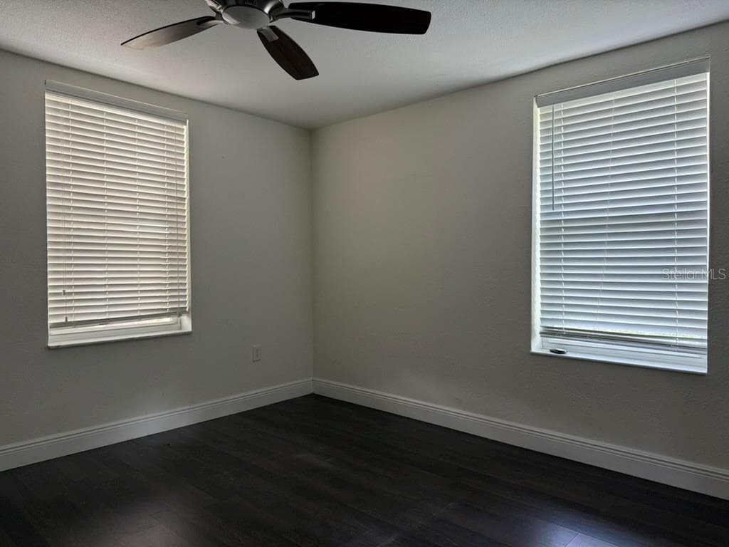 Single Family Residence at 1512 W KIRBY ST, TAMPA, photo 13 of 26