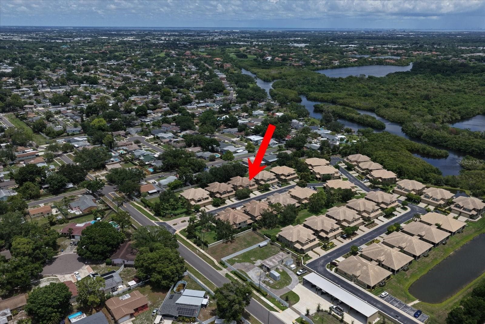 Townhouse at 8241 ACADIAN LN, SEMINOLE, photo 10 of 41