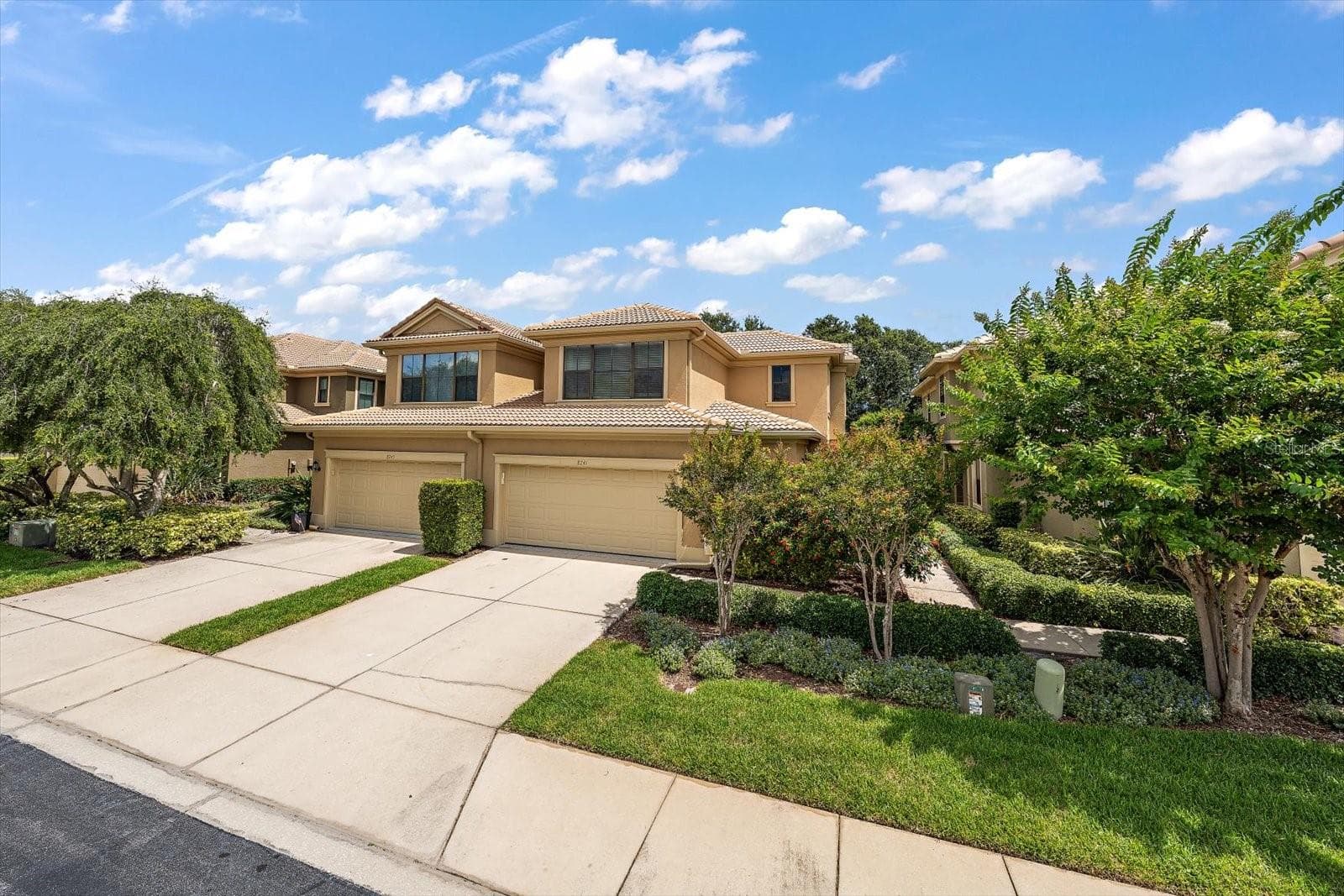 Townhouse at 8241 ACADIAN LN, SEMINOLE, photo 11 of 41