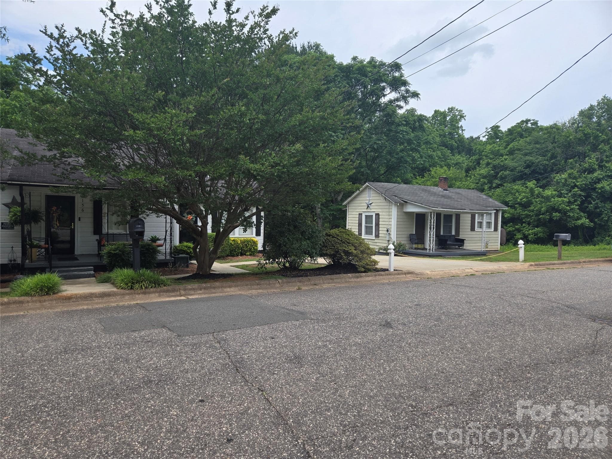 Single Family Residence at Newton, photo 2 of 16