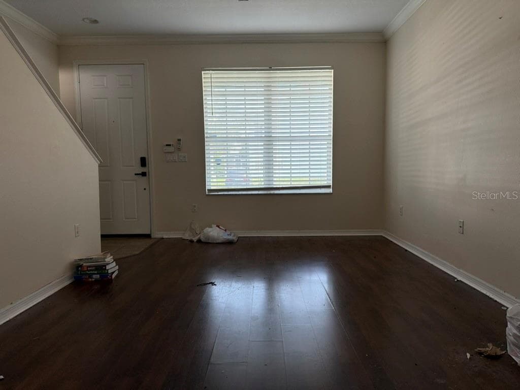 Townhouse at 11537 DECLARATION DR, TAMPA, photo 4 of 24