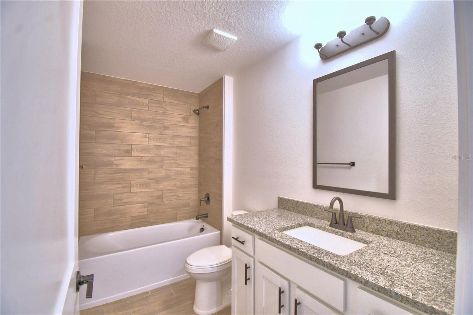 Single Family Residence at 4657 GRANDVIEW GLEN DR, AUBURNDALE, photo 18 of 58