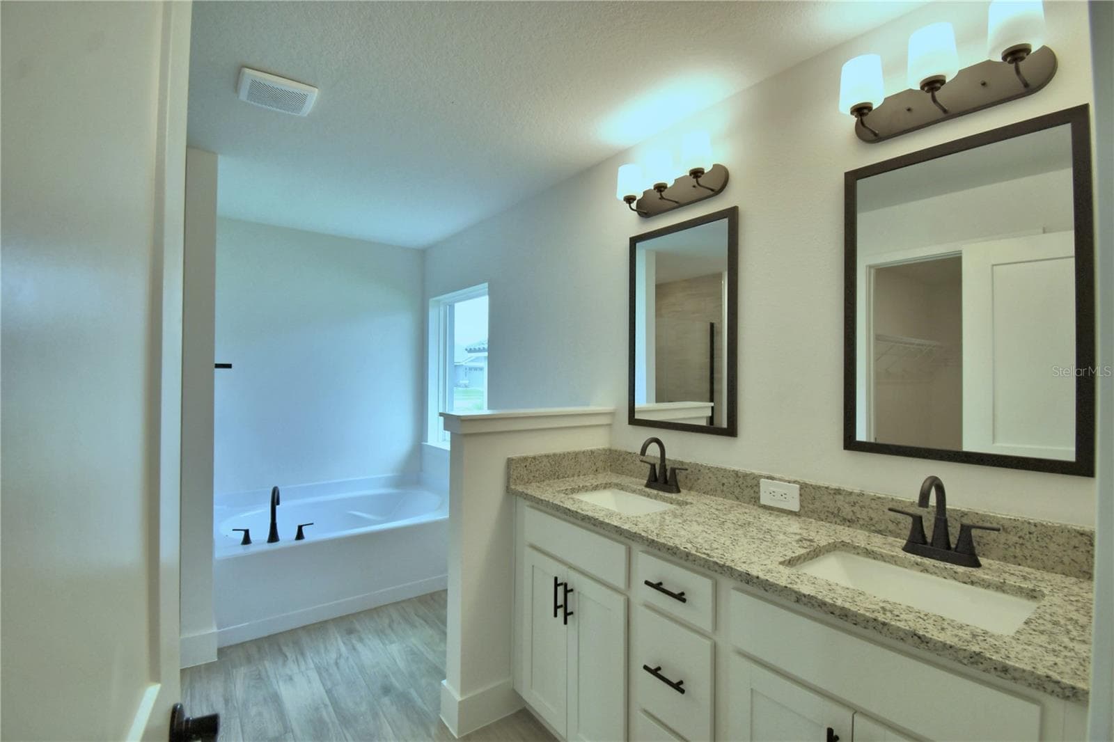 Single Family Residence at 4663 GRANDVIEW GLEN DR, AUBURNDALE, photo 25 of 58