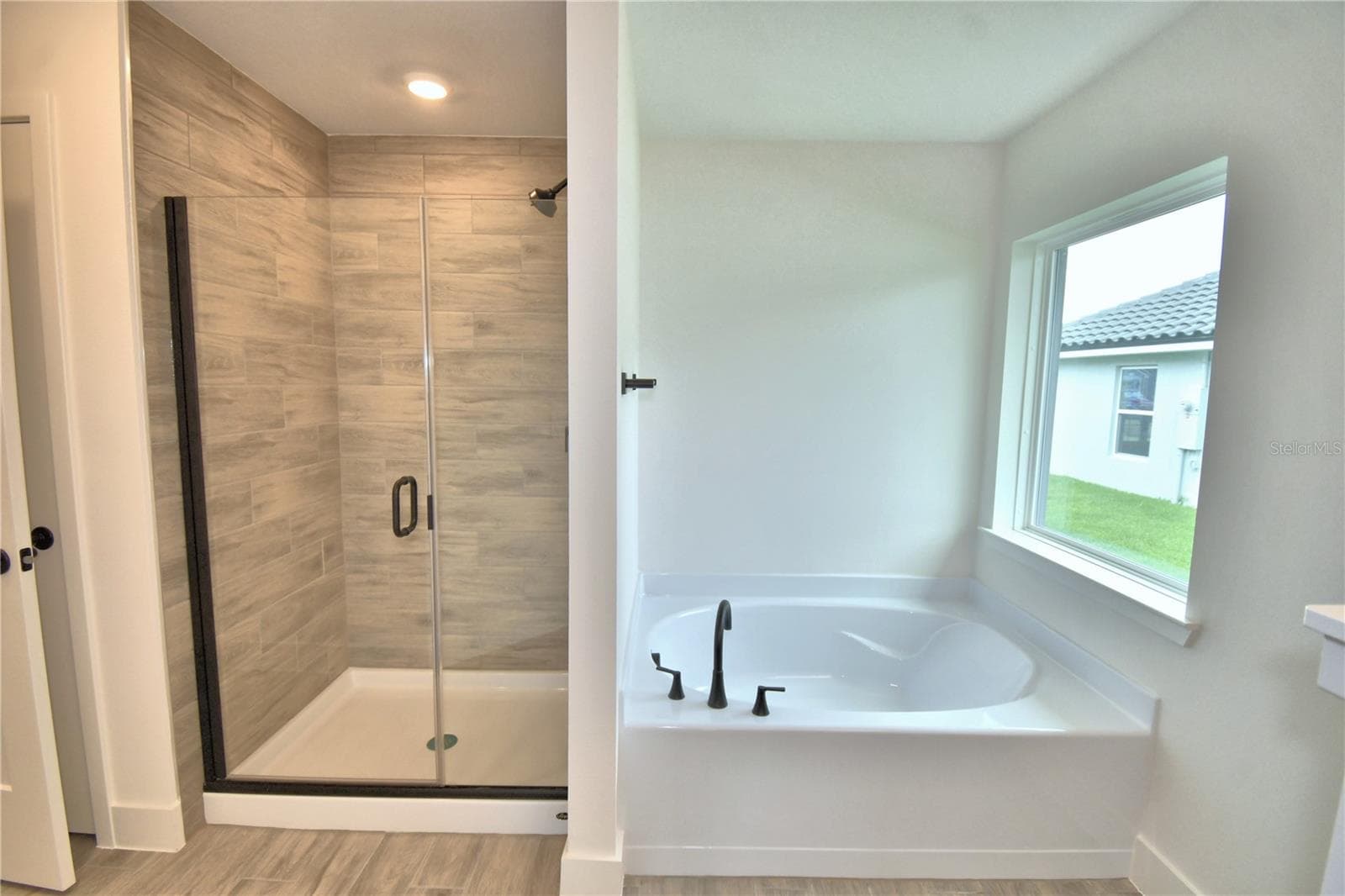 Single Family Residence at 4663 GRANDVIEW GLEN DR, AUBURNDALE, photo 26 of 58