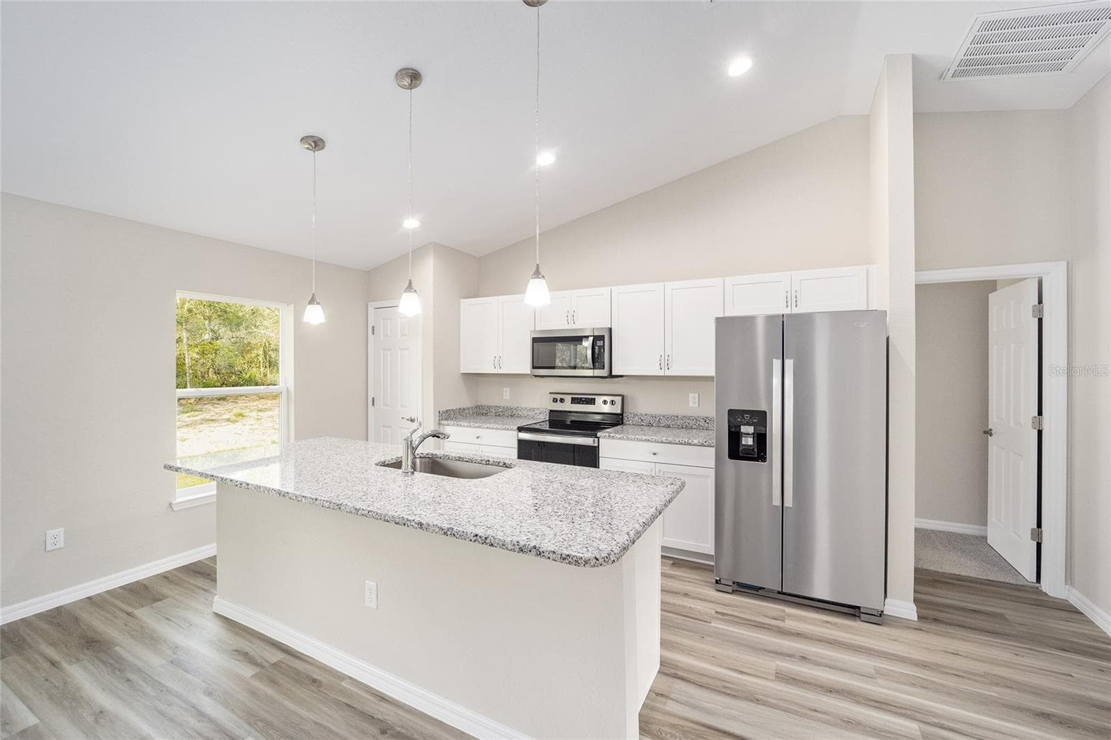 Single Family Residence at 12995 SW 89TH CT, OCALA, photo 3 of 16