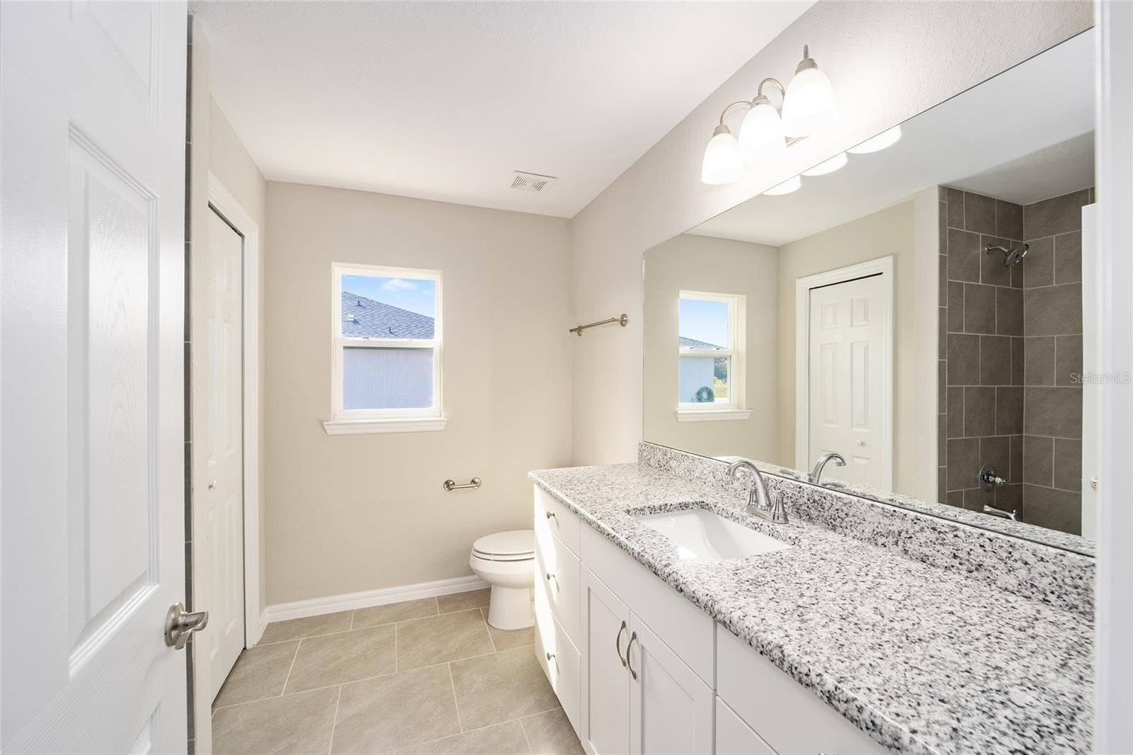 Single Family Residence at 12995 SW 89TH CT, OCALA, photo 9 of 16