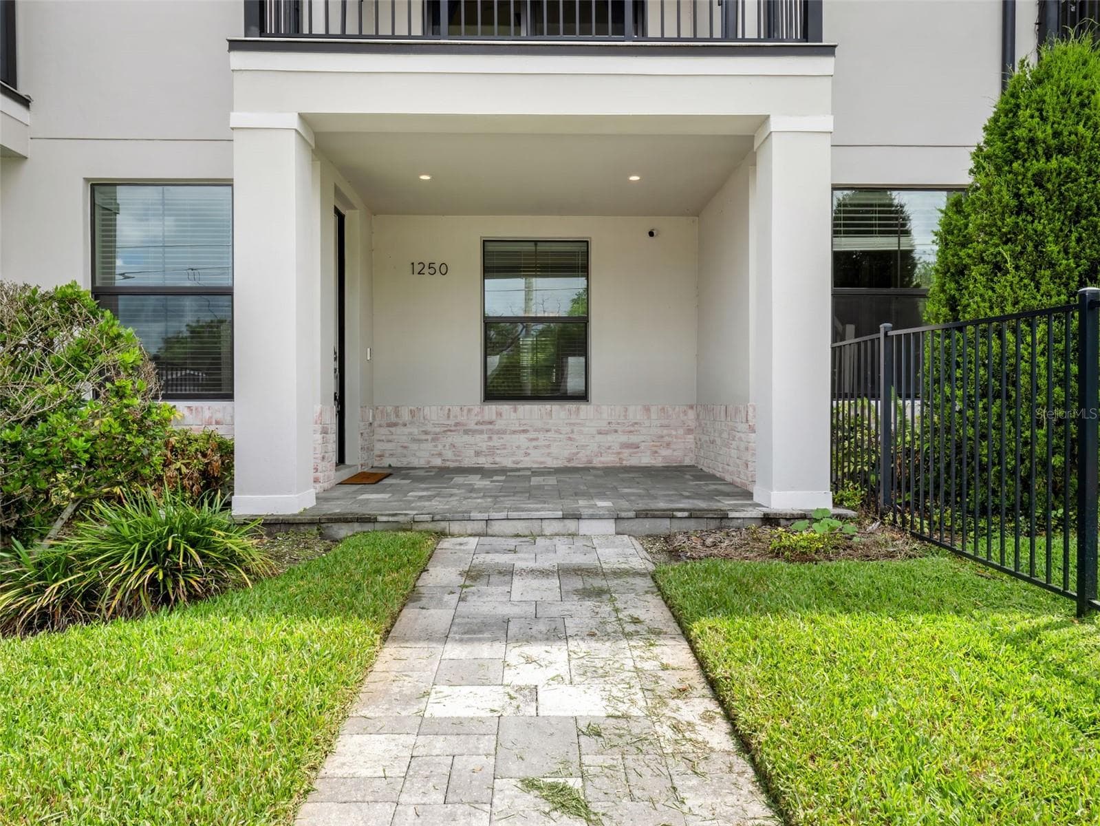 Townhouse at 1250 FORMOSA AVE, WINTER PARK, photo 3 of 37