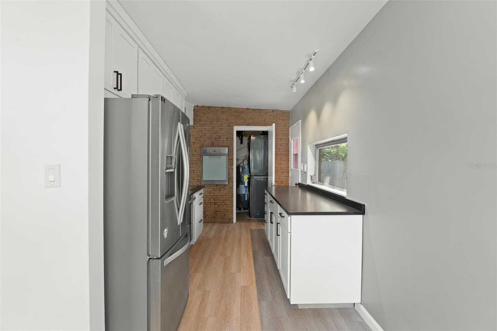 Single Family Residence at 7712 HOOSIER PL, ORLANDO, photo 11 of 45