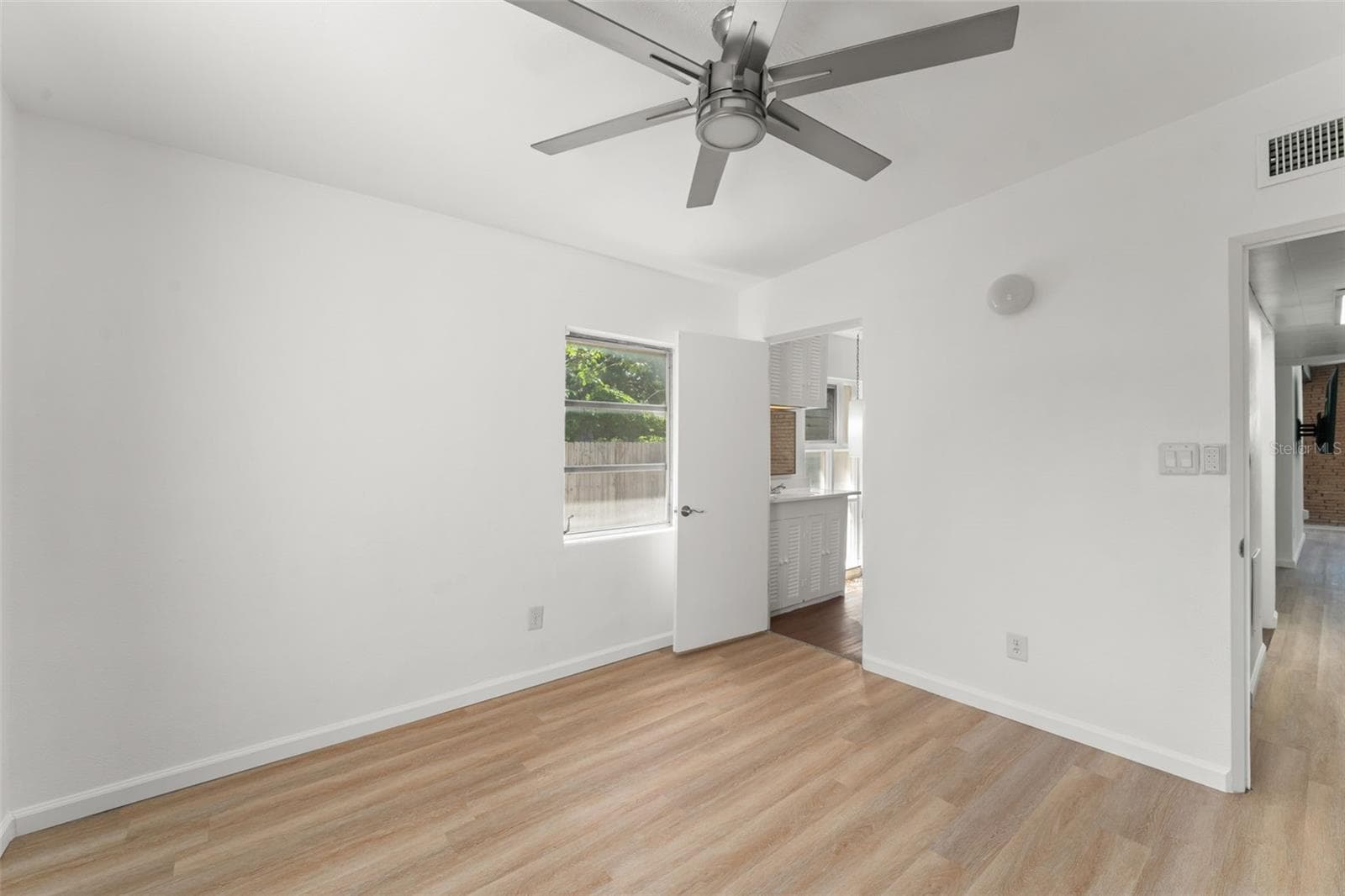 Single Family Residence at 7712 HOOSIER PL, ORLANDO, photo 15 of 45