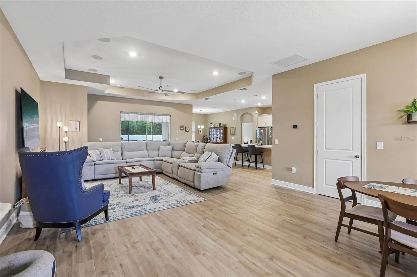 Single Family Residence at 902 TIERRA DR, SPRING HILL, photo 5 of 35