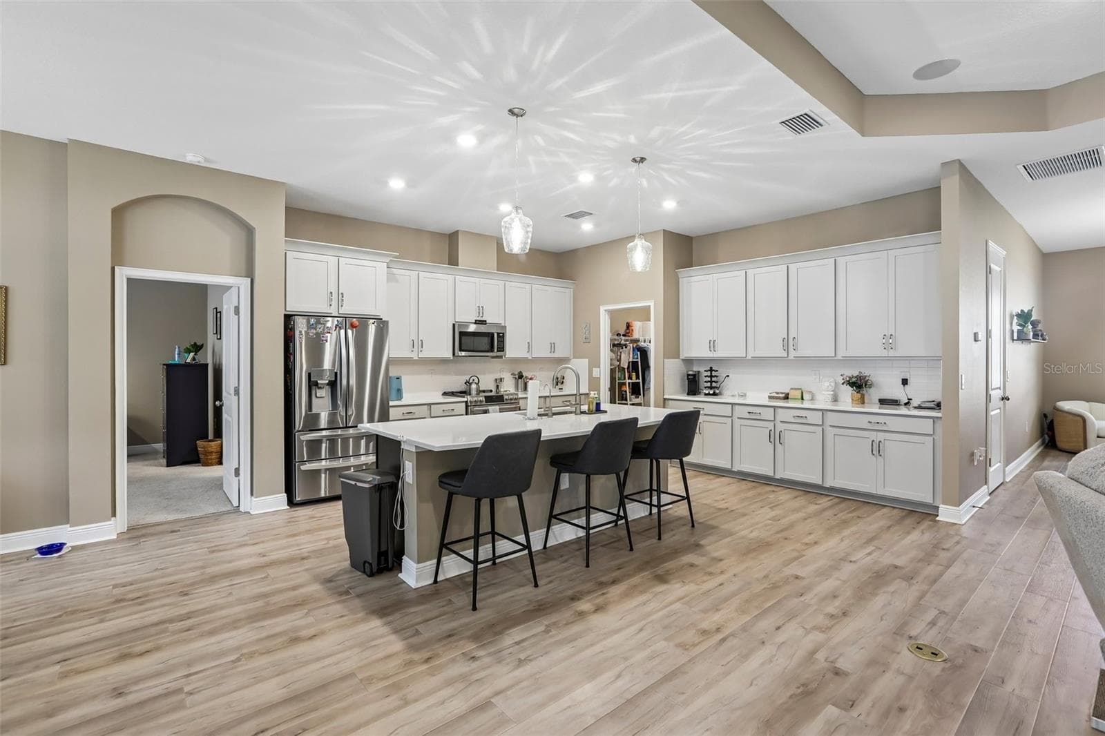 Single Family Residence at 902 TIERRA DR, SPRING HILL, photo 8 of 35