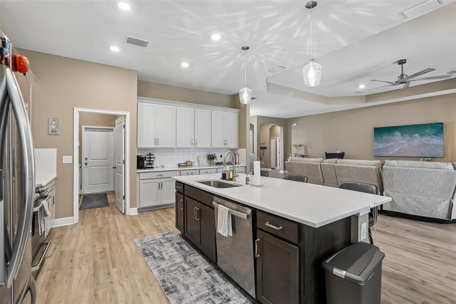 Single Family Residence at 902 TIERRA DR, SPRING HILL, photo 9 of 35