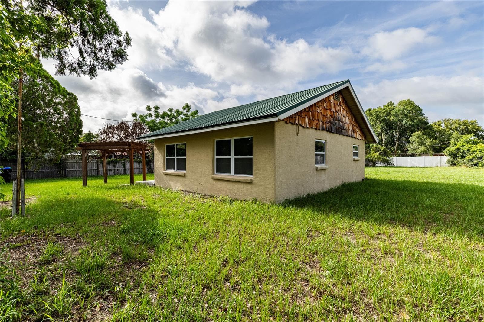 Front - 7020 SCOTT AVE, MOUNT DORA