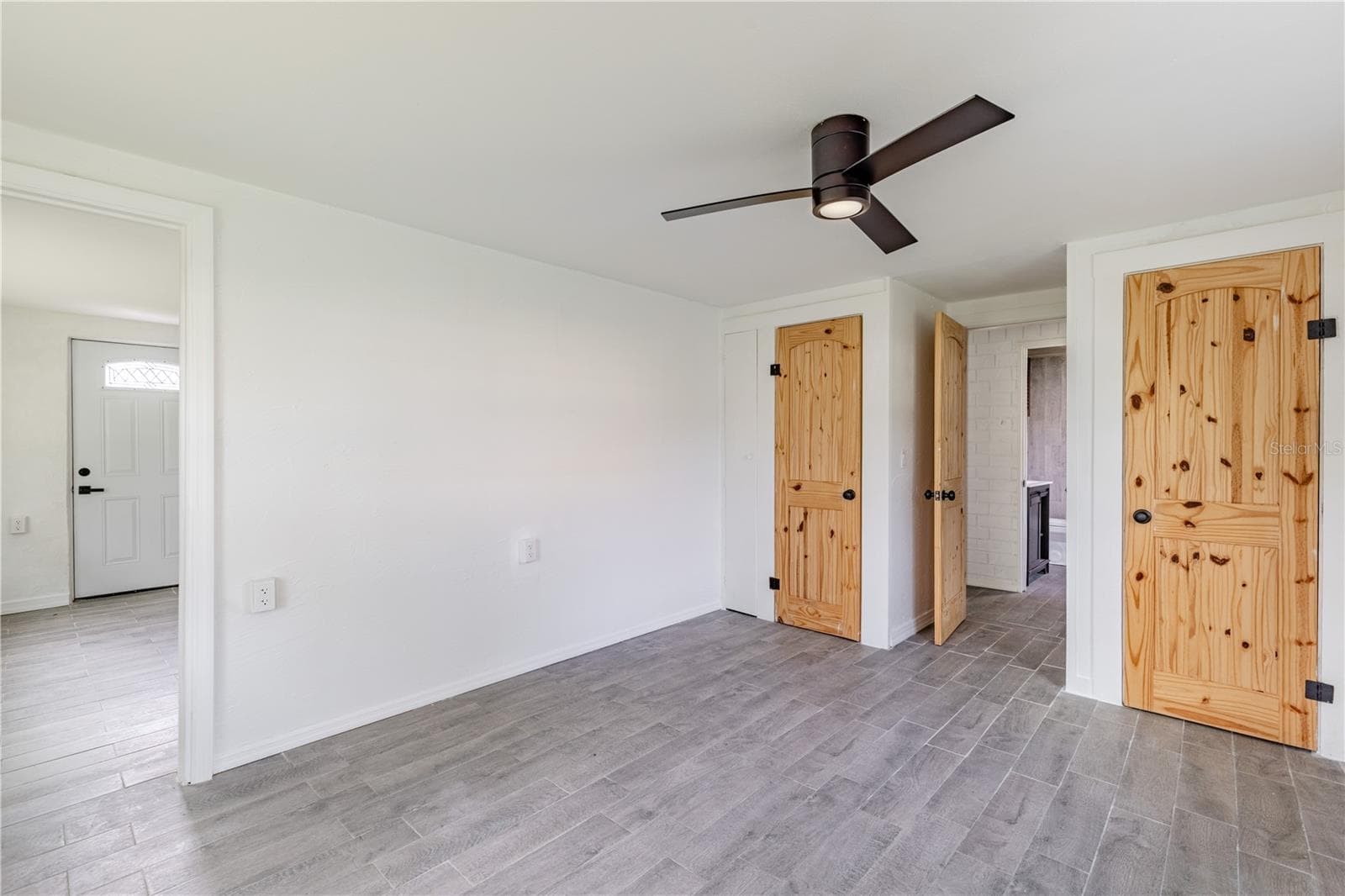 Primary bedroom - 7020 SCOTT AVE, MOUNT DORA