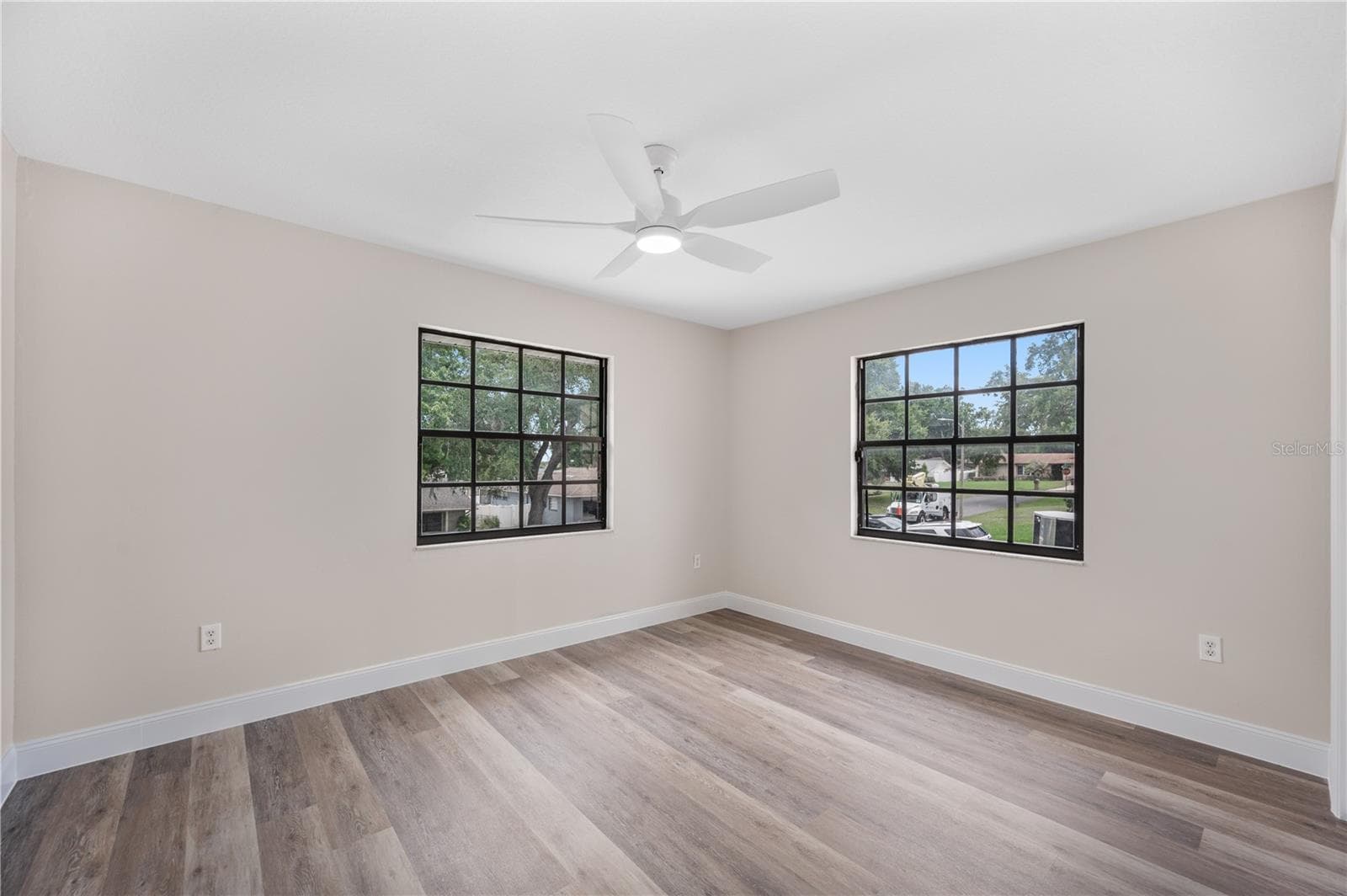 Single Family Residence at 3829 ERIC CT, LAKELAND, photo 28 of 59