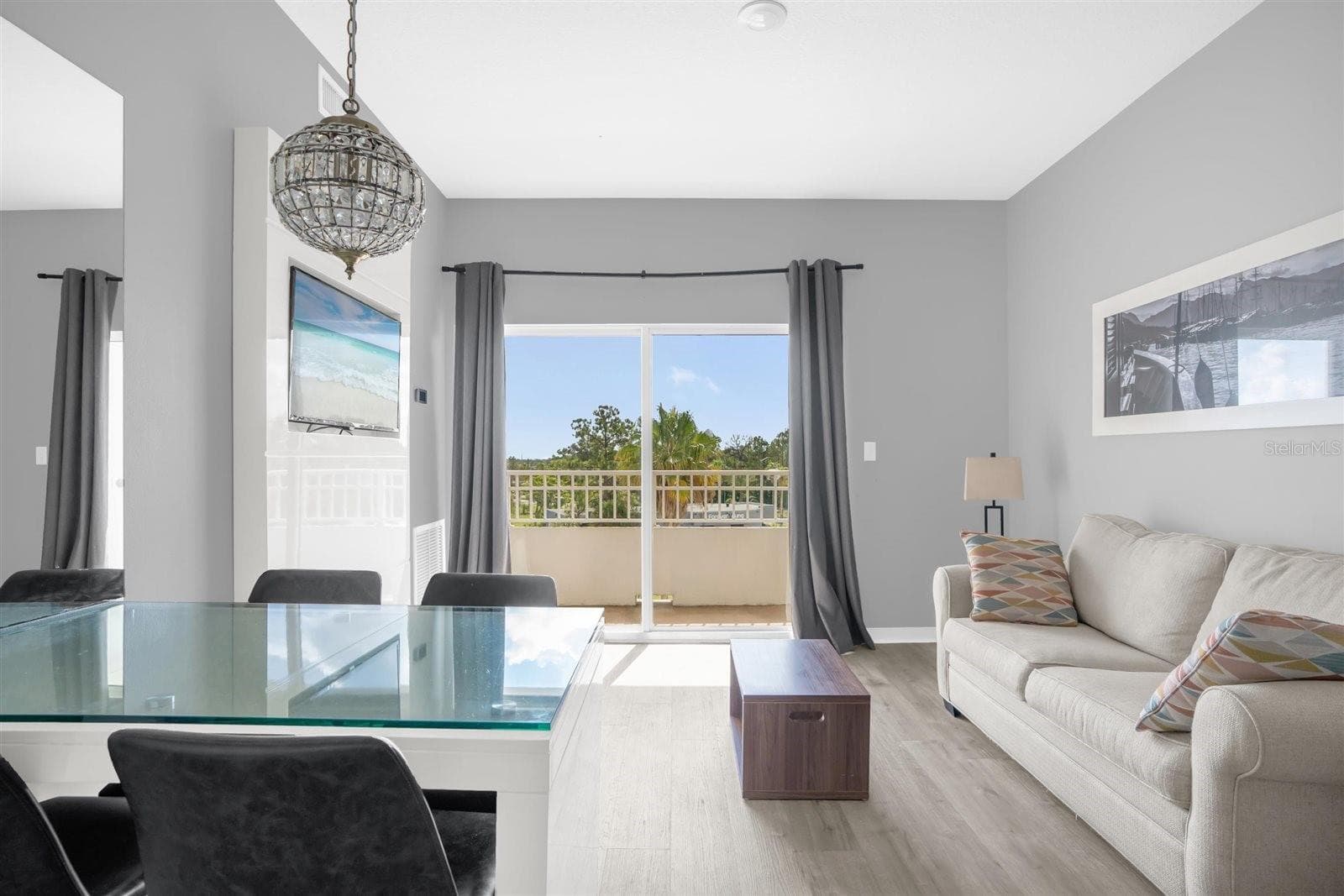Condo - Hotel at 7395 UNIVERSAL BLVD #402, ORLANDO, photo 3 of 29