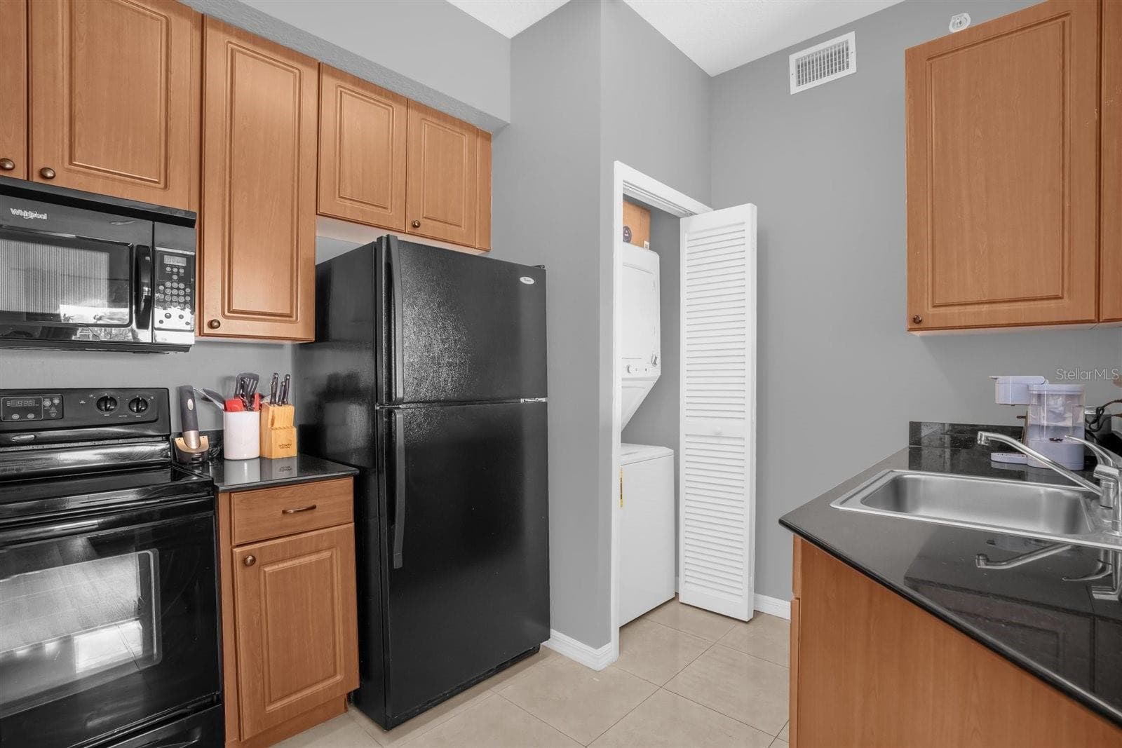 Condo - Hotel at 7395 UNIVERSAL BLVD #402, ORLANDO, photo 13 of 29