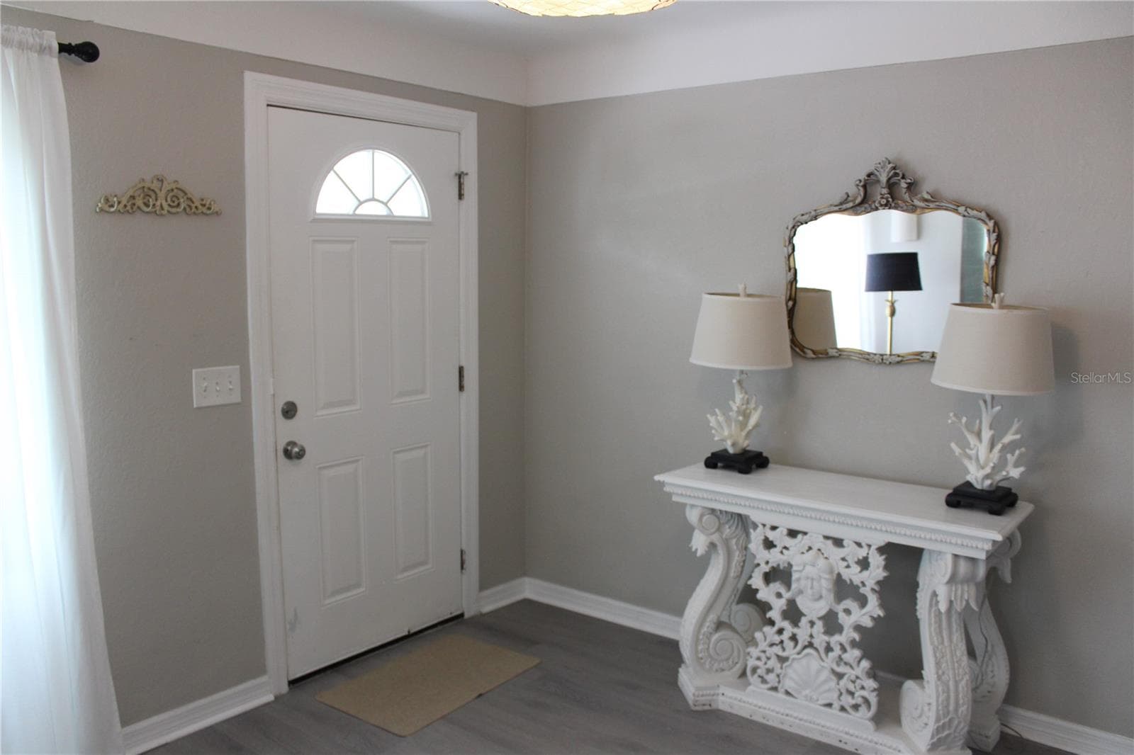 Single Family Residence at 6014 CEDAR ST NE, ST PETERSBURG, photo 3 of 26