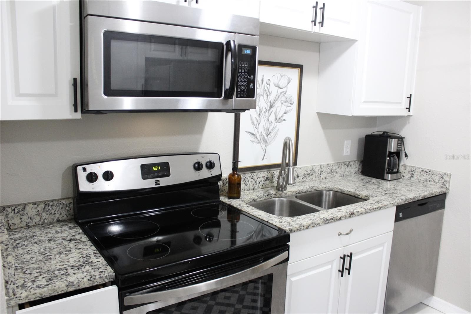 Single Family Residence at 6014 CEDAR ST NE, ST PETERSBURG, photo 16 of 26