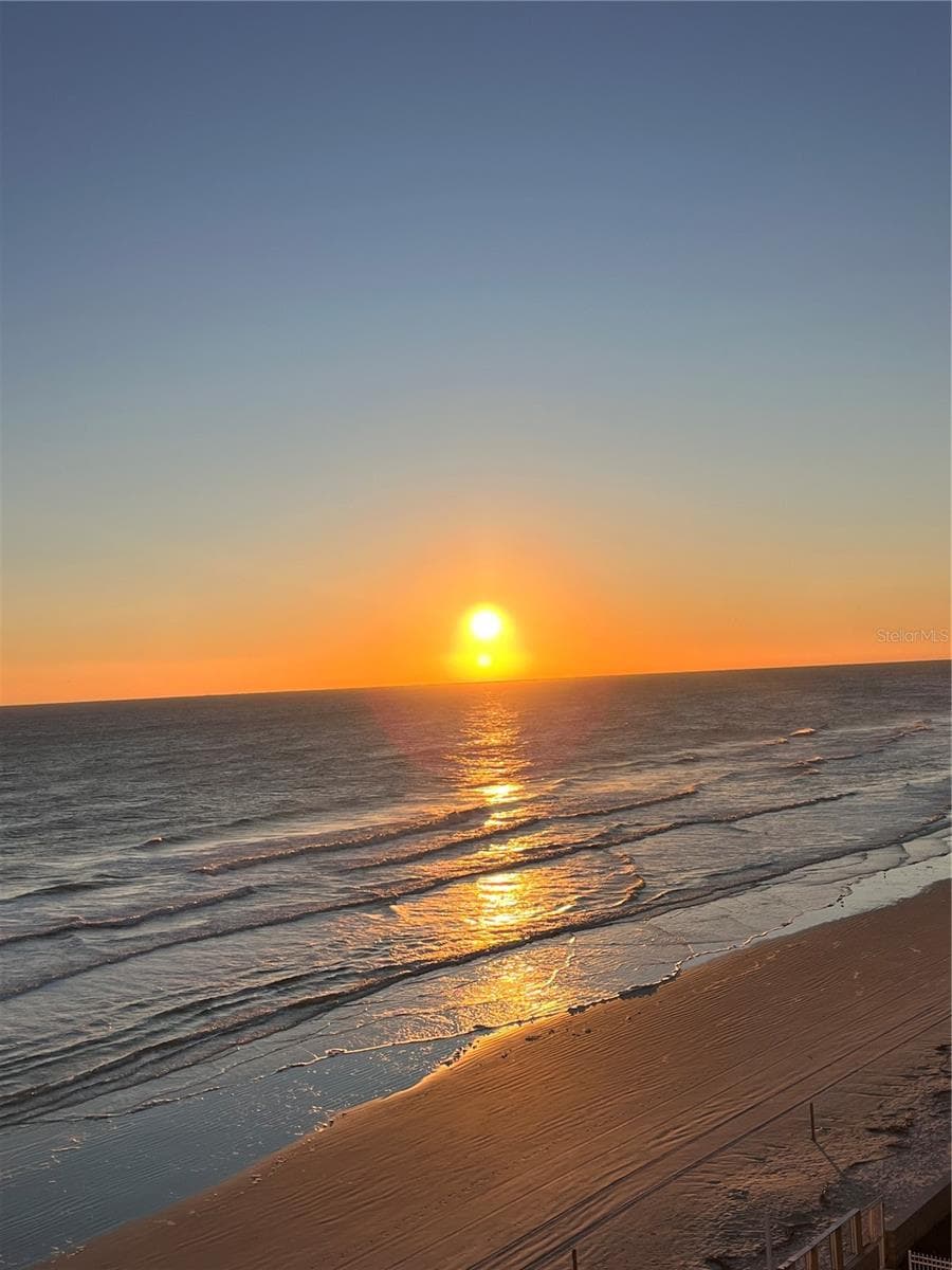 Sunset - 2900 N ATLANTIC AVE #1106, DAYTONA BEACH