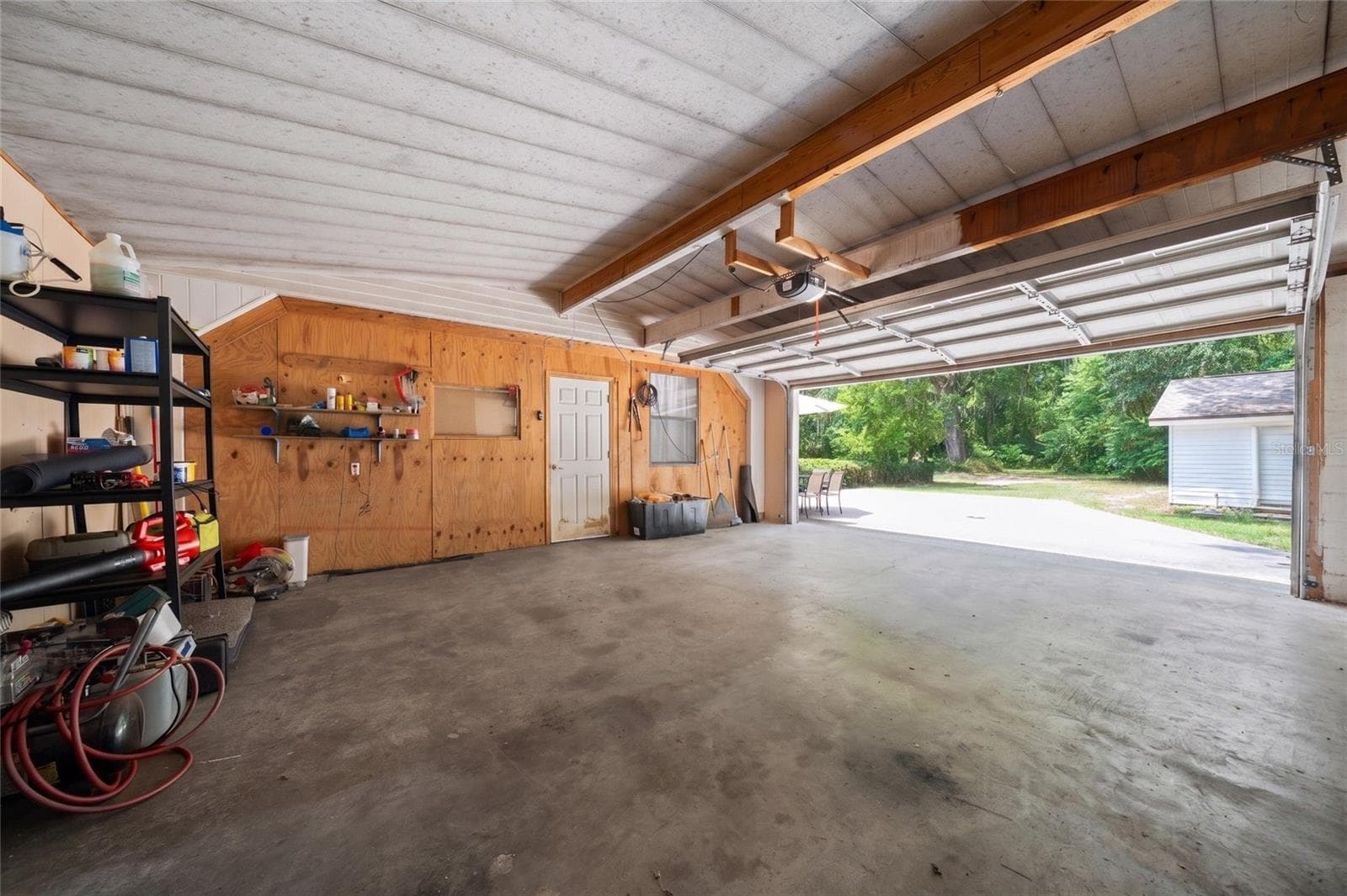 2 Car Garage - 1985 NE 97TH STREED RD, ANTHONY