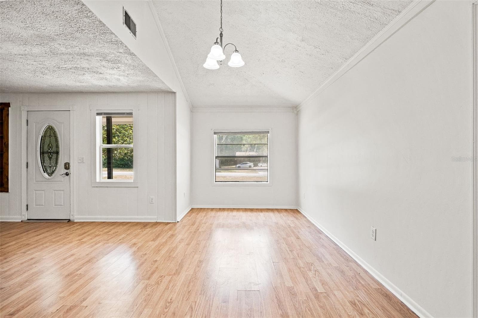 Single Family Residence at 16119 WILSON BLVD, BROOKSVILLE, photo 7 of 39