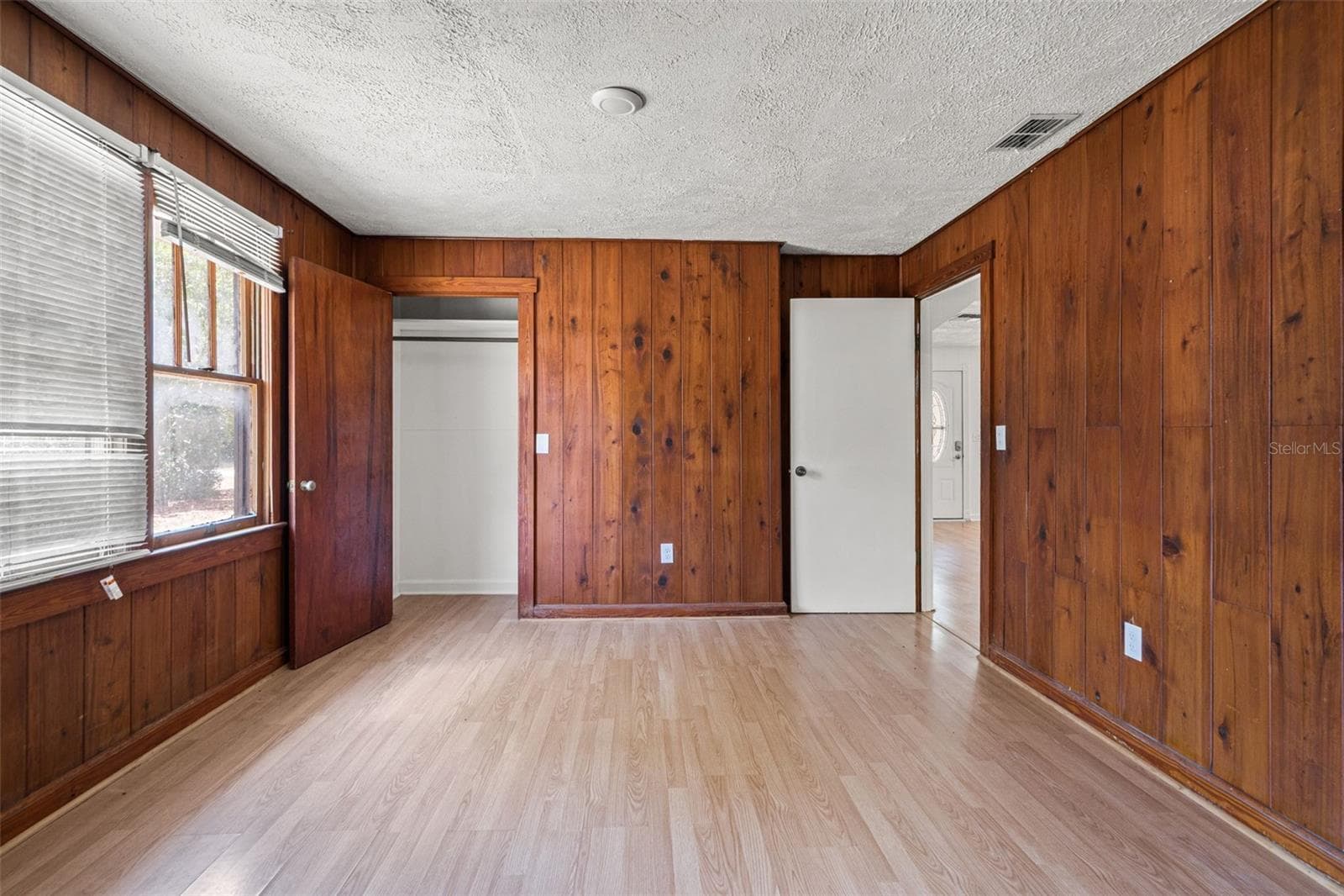 Single Family Residence at 16119 WILSON BLVD, BROOKSVILLE, photo 20 of 39