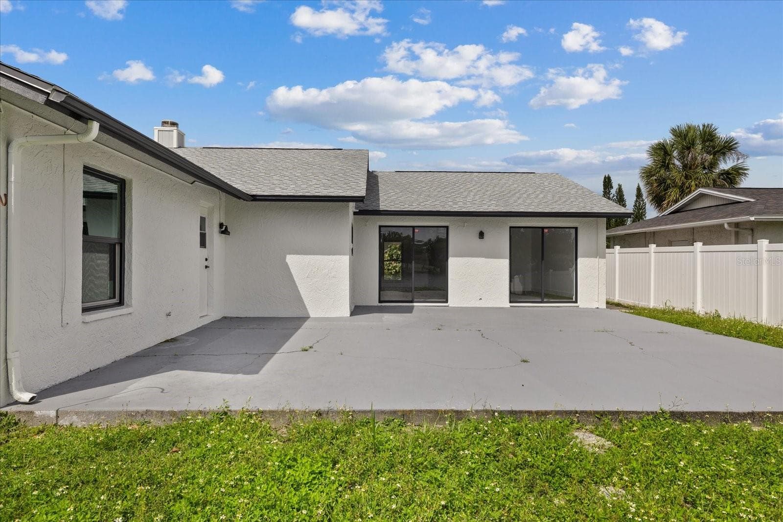 Single Family Residence at 10609 OUT ISLAND DR, TAMPA, photo 5 of 51