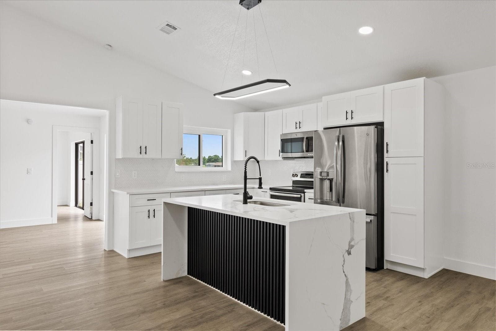 Single Family Residence at 10609 OUT ISLAND DR, TAMPA, photo 14 of 51