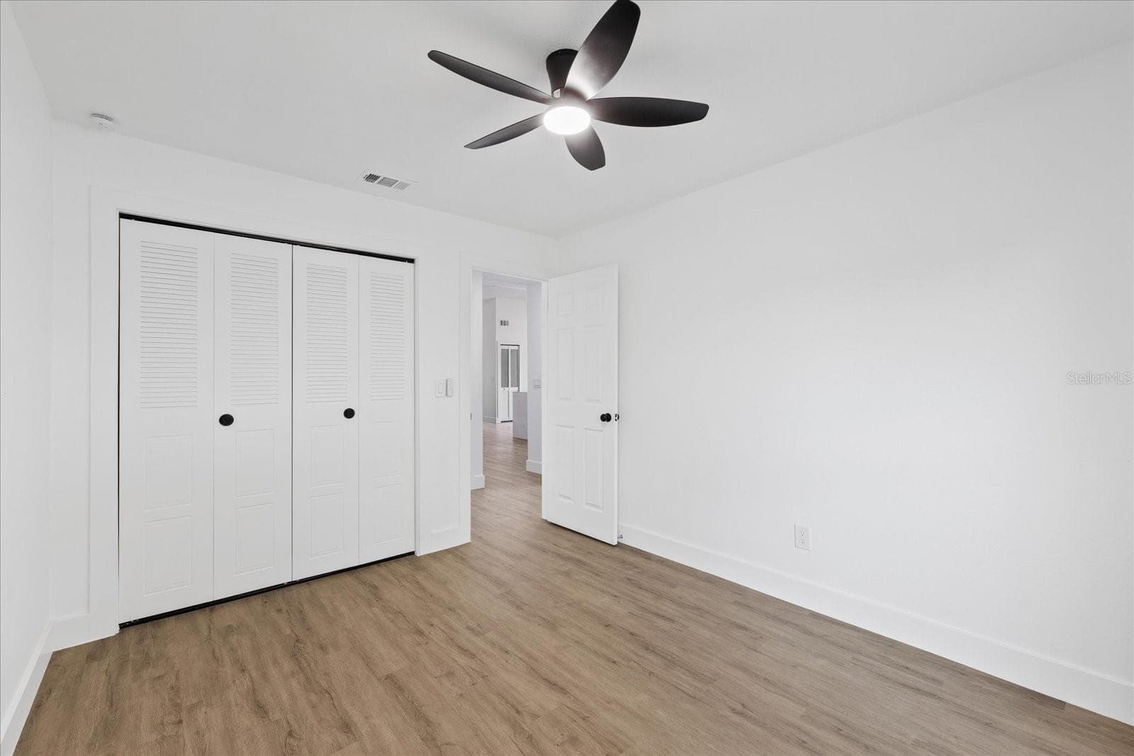 Single Family Residence at 10609 OUT ISLAND DR, TAMPA, photo 26 of 51