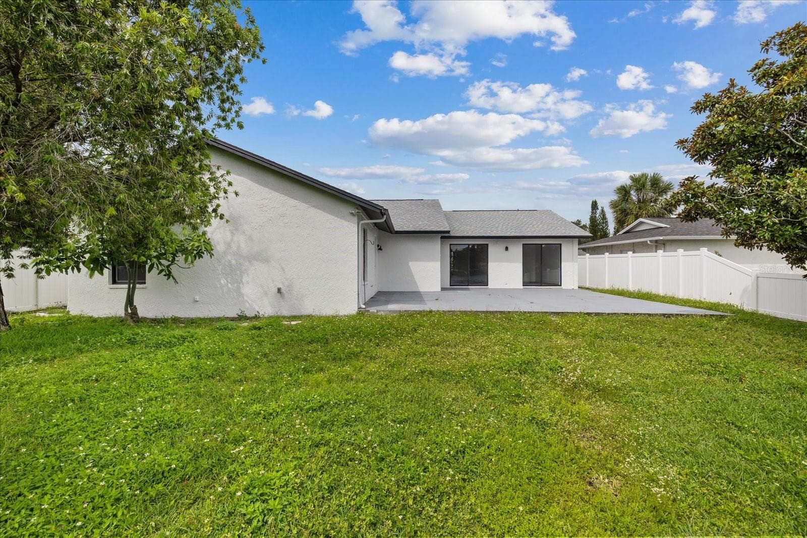 Single Family Residence at 10609 OUT ISLAND DR, TAMPA, photo 37 of 51
