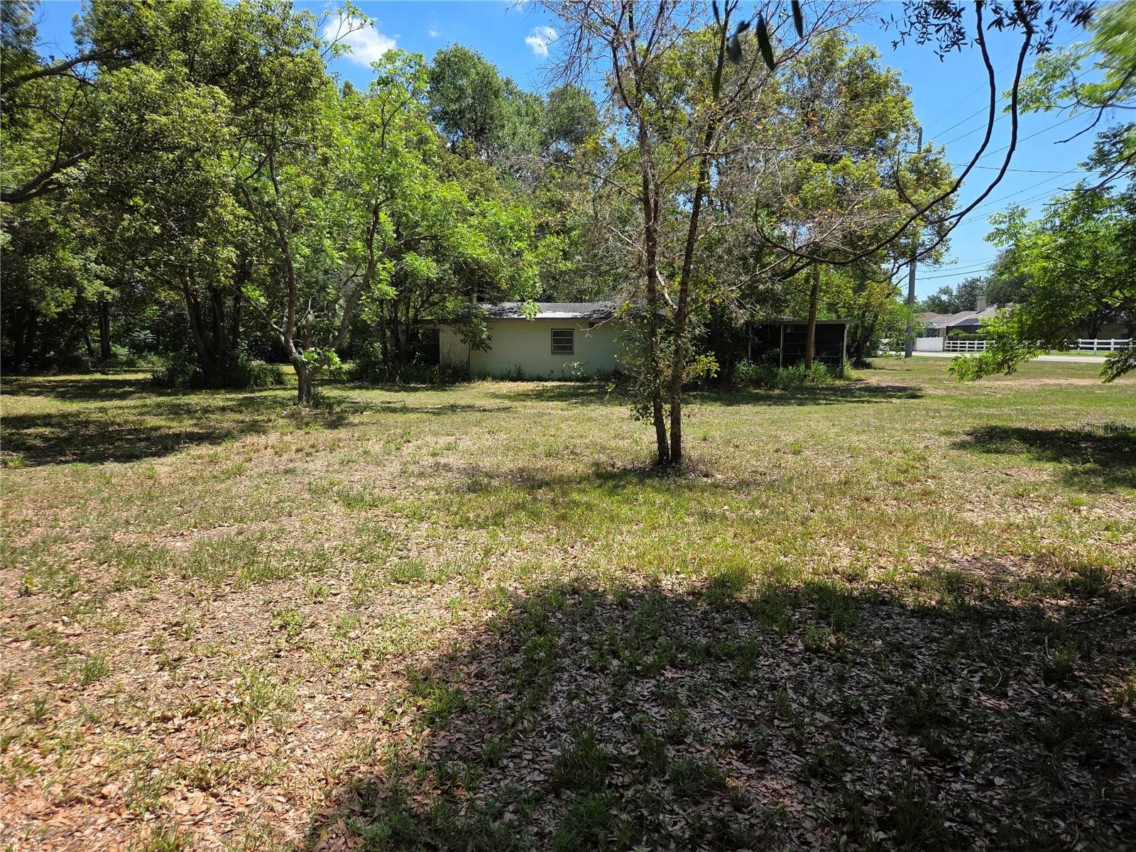 3810 E LUMSDEN RD